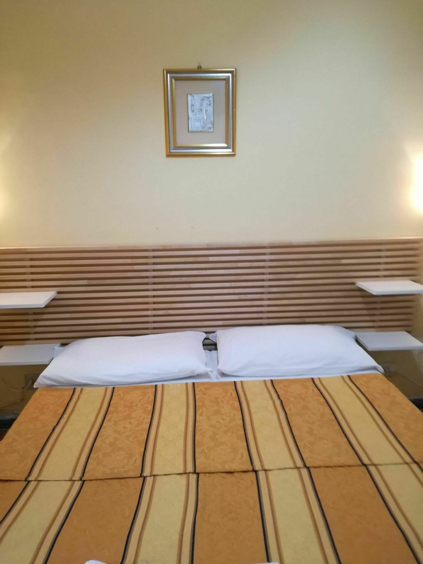 Testa Gioacchino B&B Rome