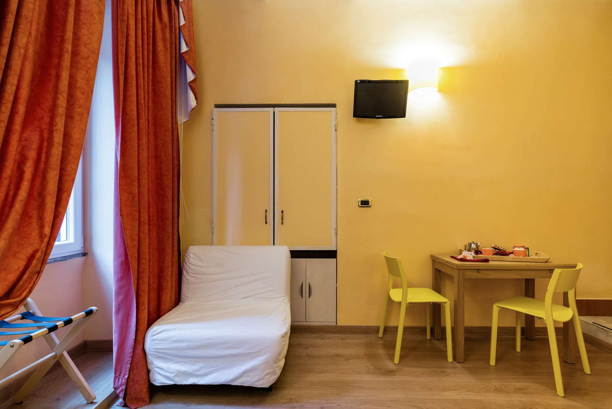 Gjestgiverier Domus Avi - Roma