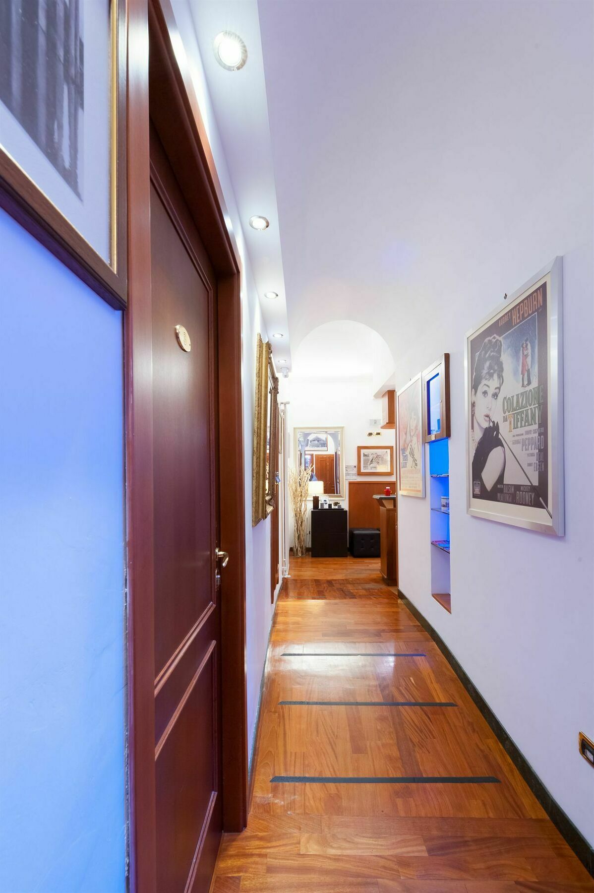 69 Manin Street Rom