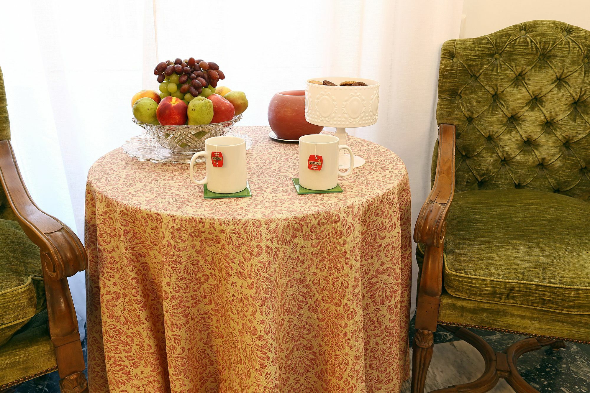 Houspitality Caesar Bed & Breakfast 3*