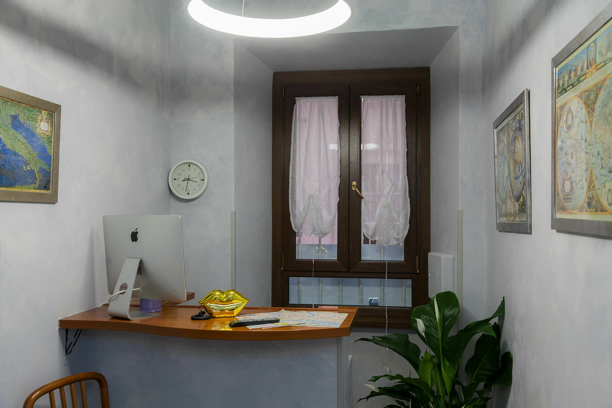 Ora Roma