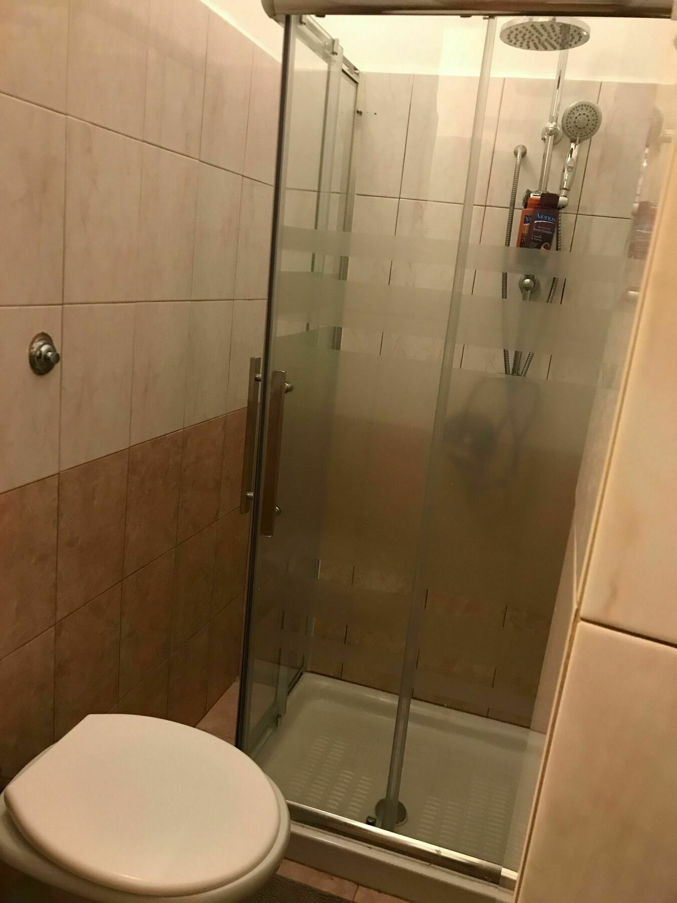 Pardis Gjestgiverier 3*