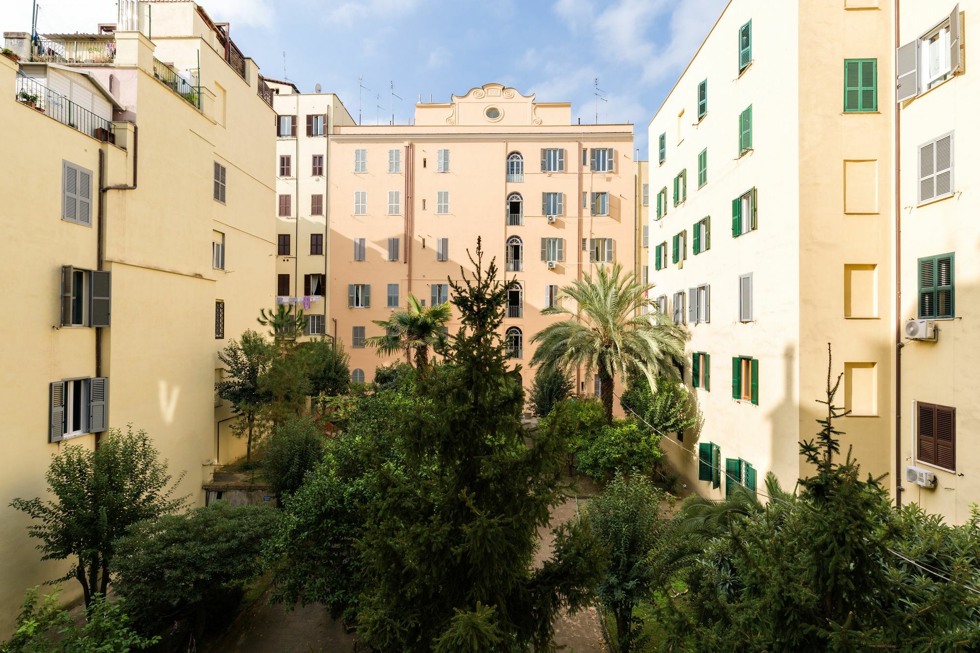 Beb Domus Arbenzio San Giovanni Bed & Breakfast Roma