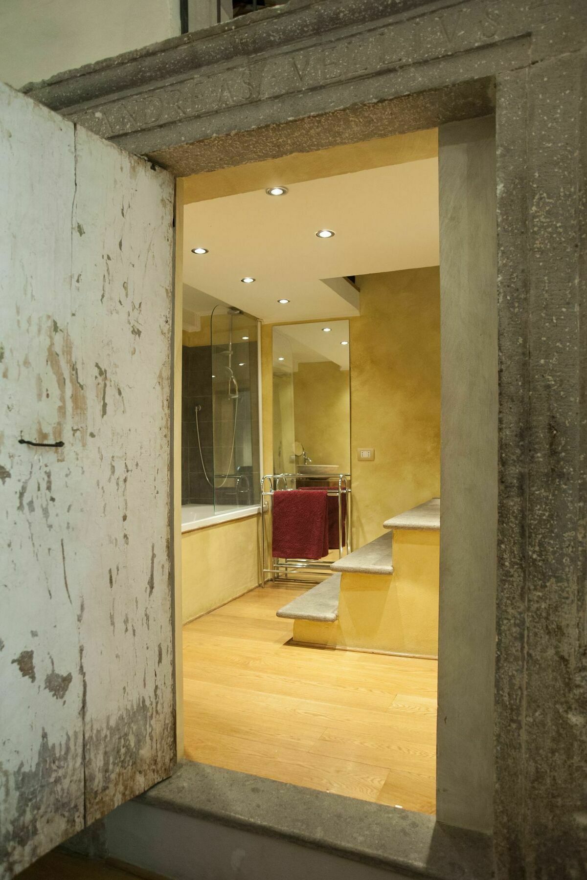 Magenta Collection Specchi Roma