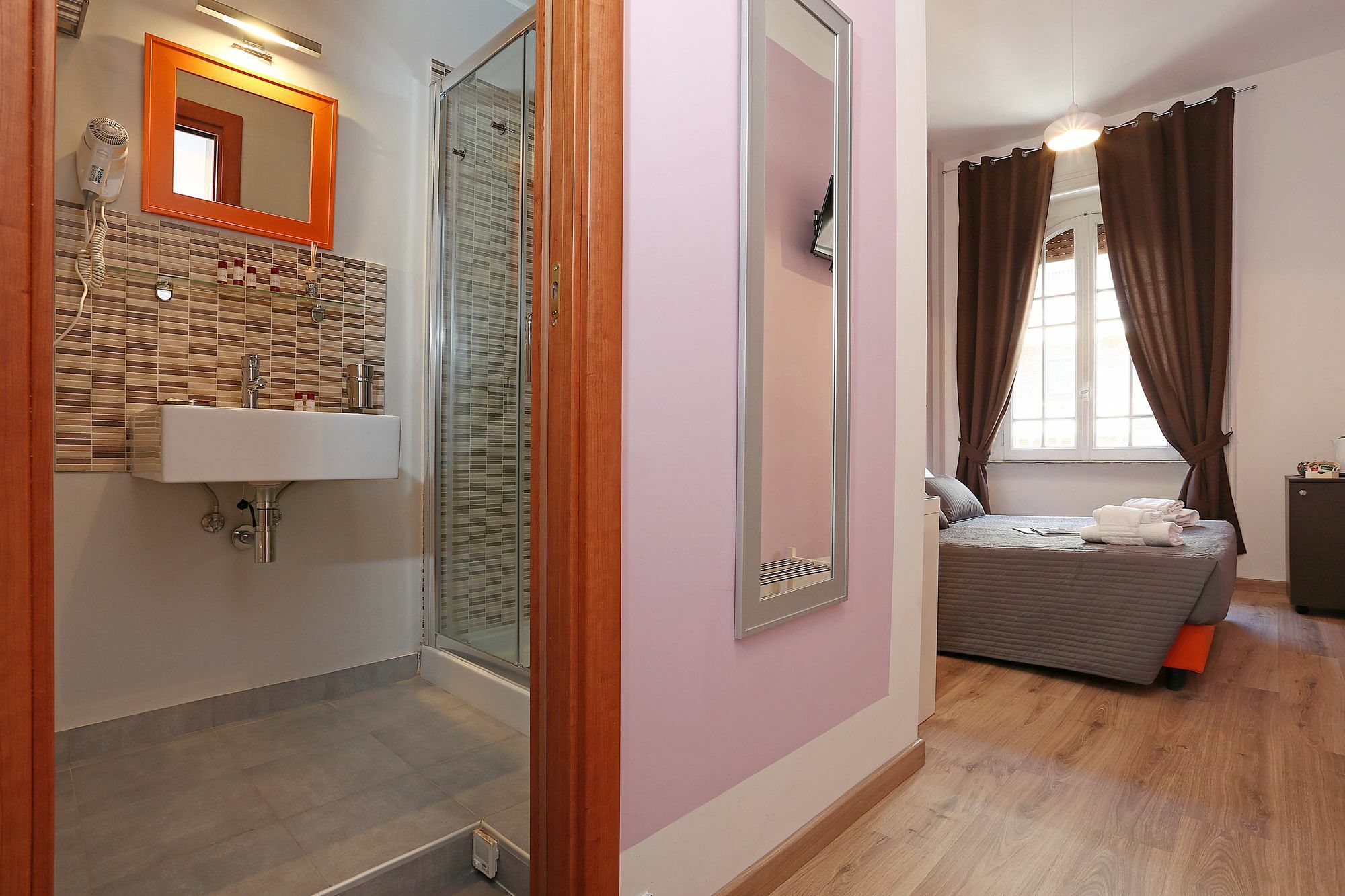 Rhome 20 Affittacamere Roma