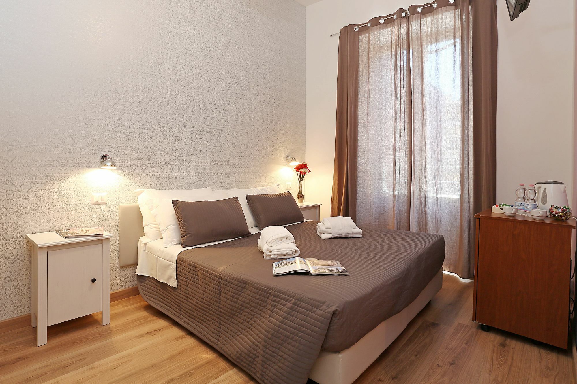 Rhome 20 3* Roma