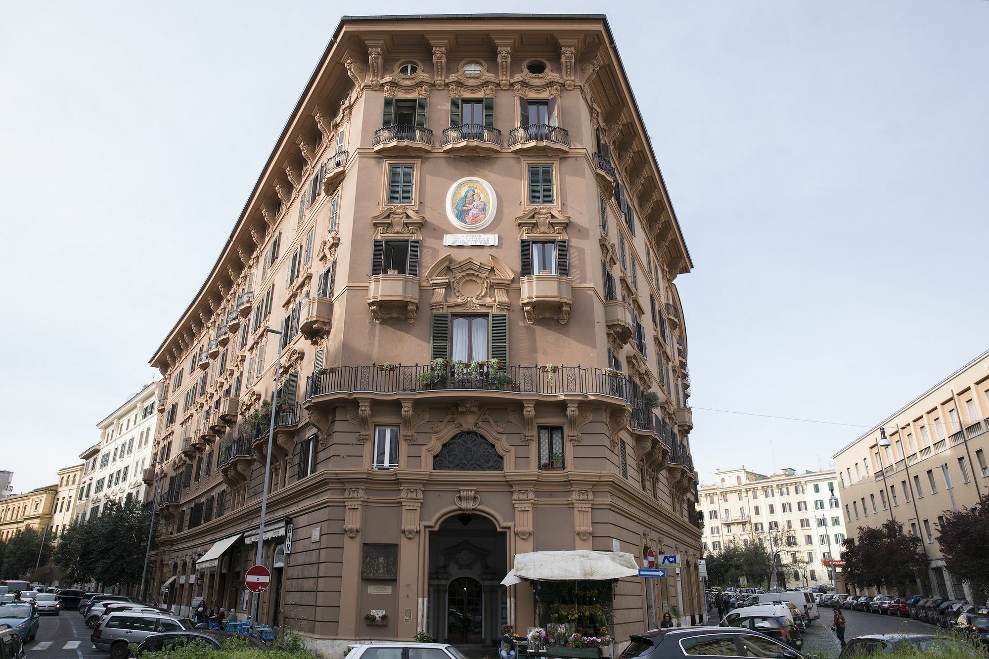 Classic 1br In San Pietro / Vaticano By Sonder Appartamento