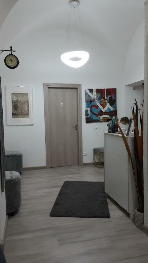 The Shelter In Pensión Roma