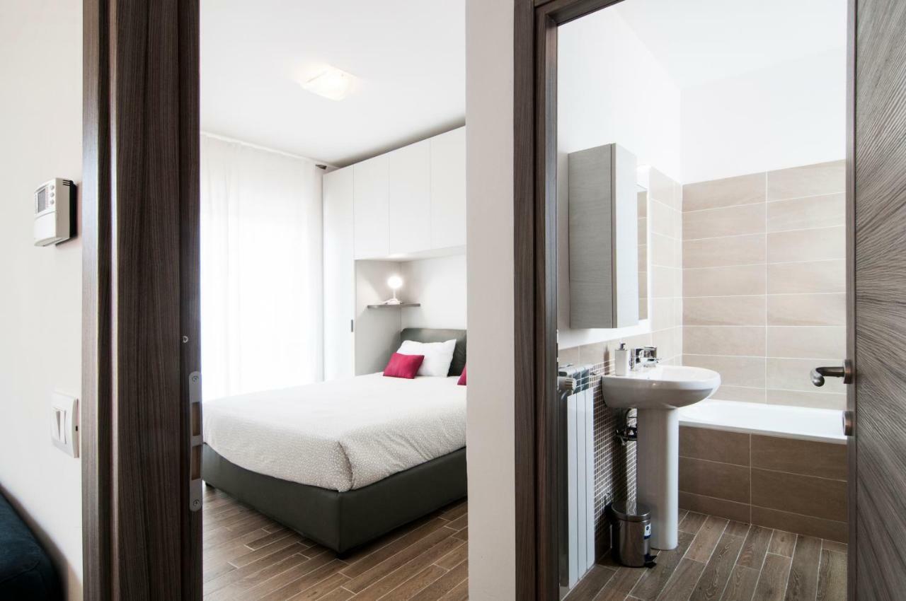 Fonte Laurentina Apartment Rom