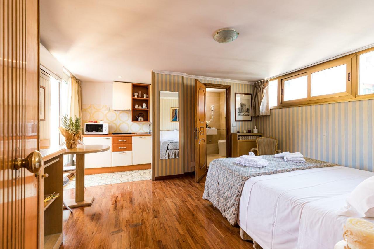 Hotel Aurelia San Pietro 4*