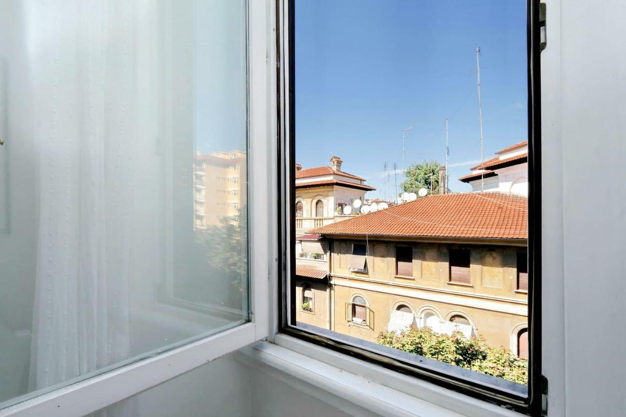 Cozy Stradivari - My Extra * Rome