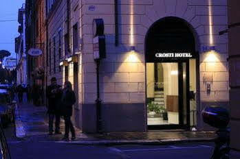 Crosti Hotell 3*