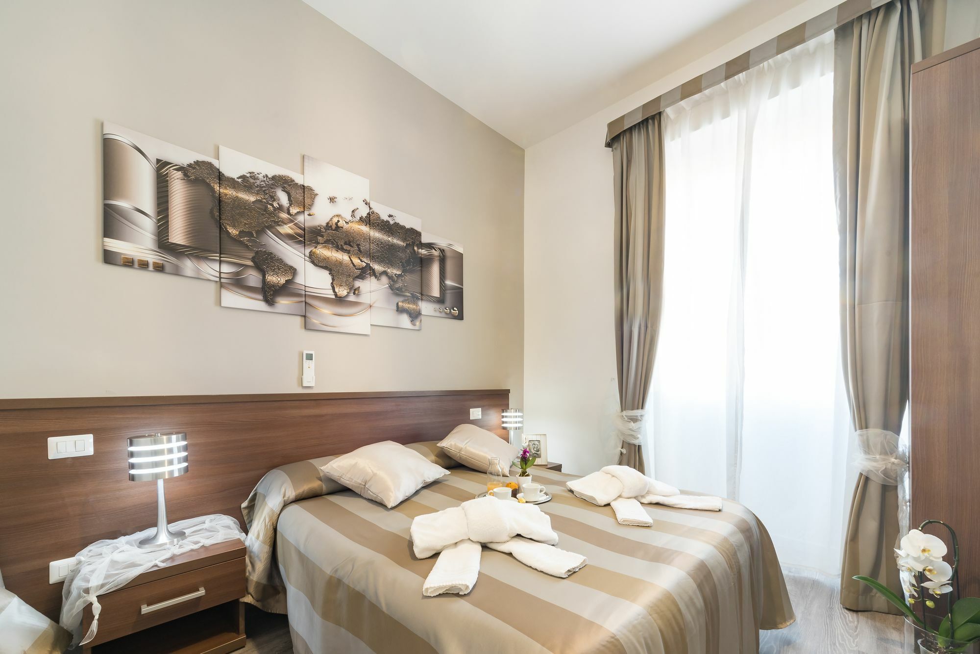 Point Hotel Roma