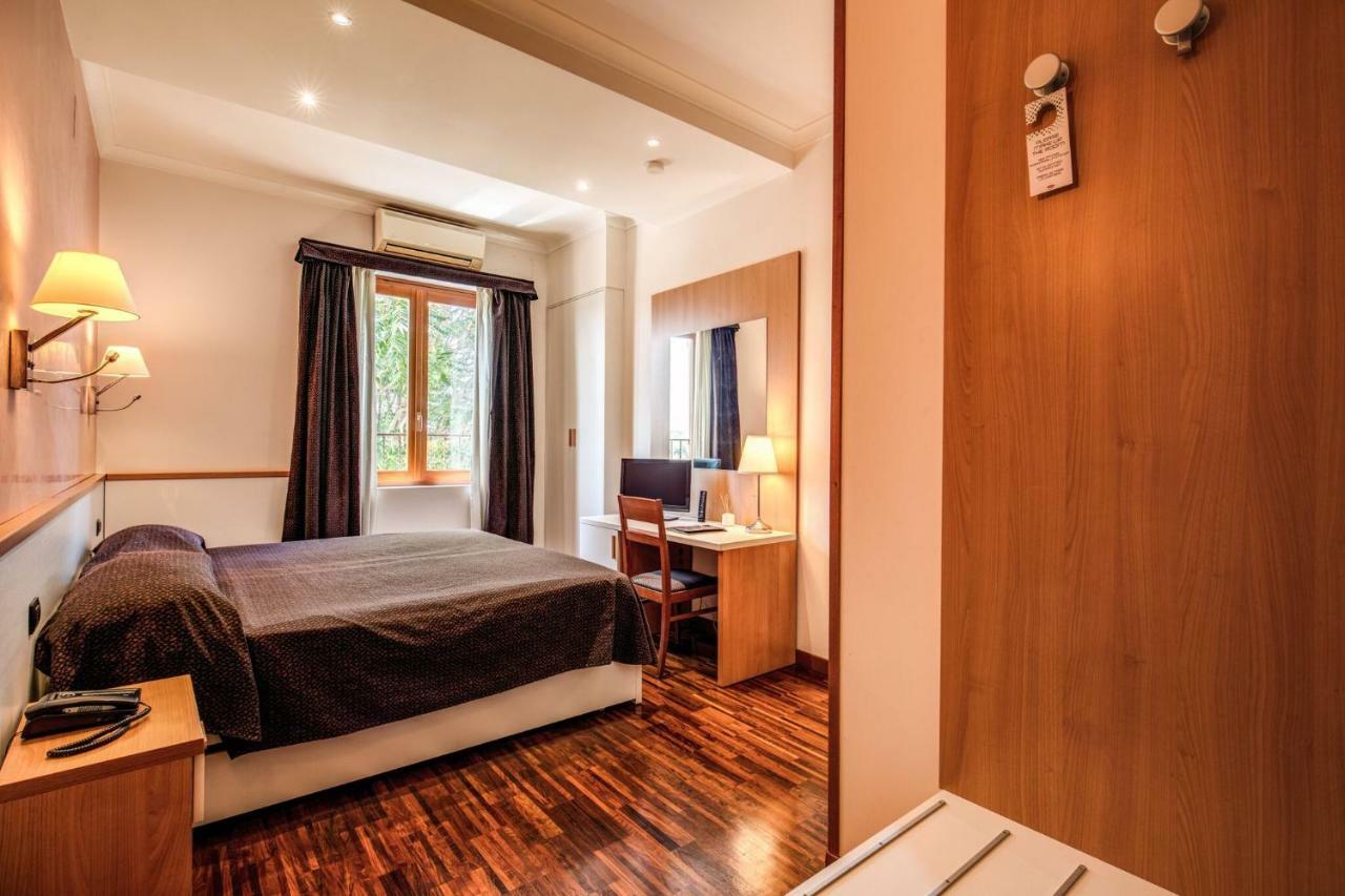 Hotel Tiburtina Metro 3*