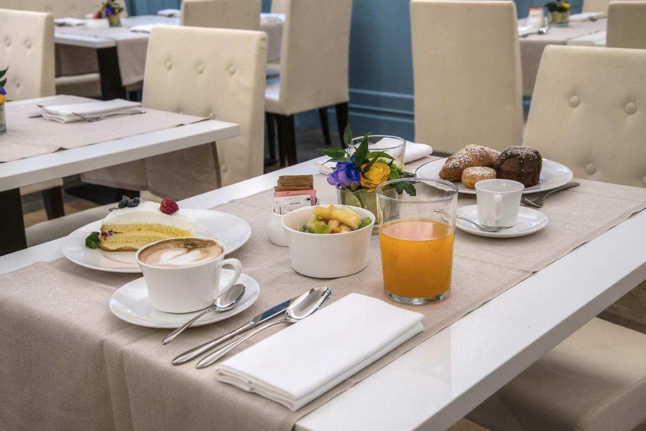 Hotell Martis Palace 4*