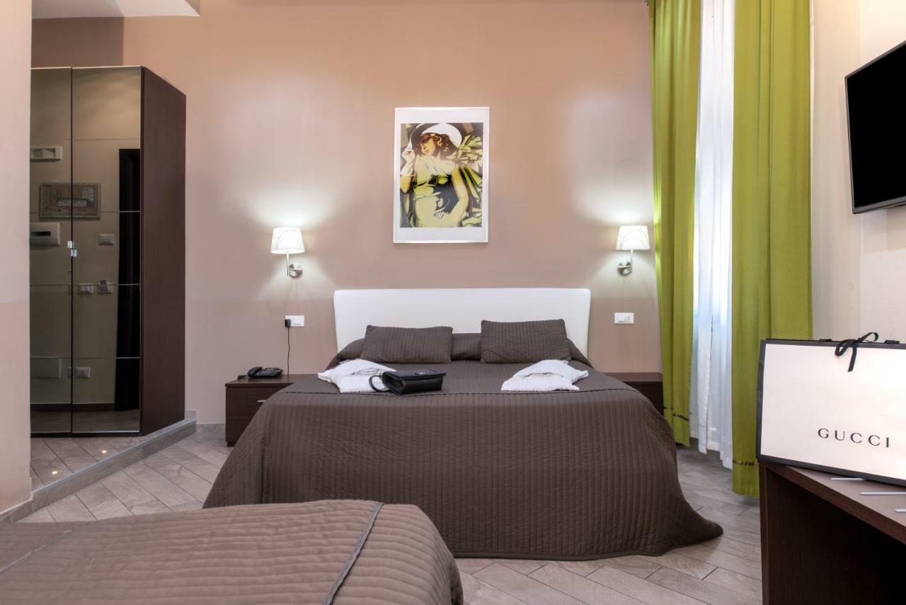 Mia * Roma