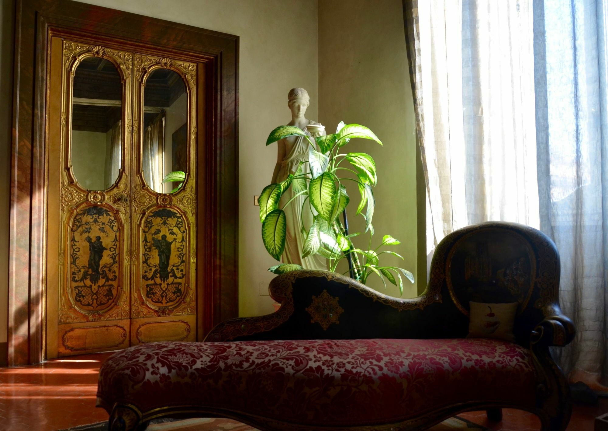 Exclusive Cairoli Apartment Rome