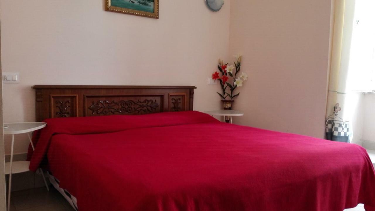 Bed & Breakfast Liayi Family Hotel（李阿姨家庭旅馆） Roma