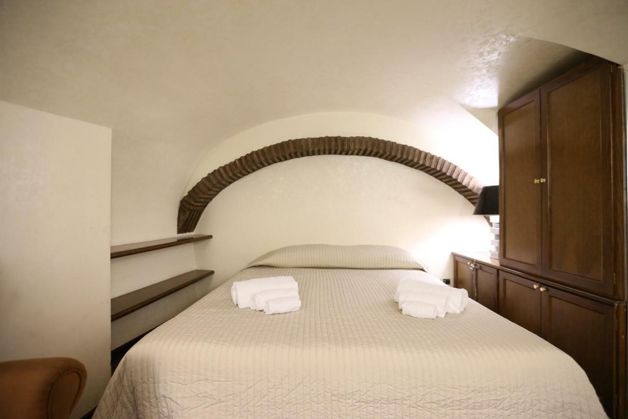 Apartment Palazzo Alibrandi House