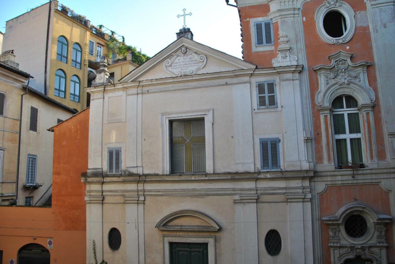 Pantheon Palazzo Lanzi * Roma