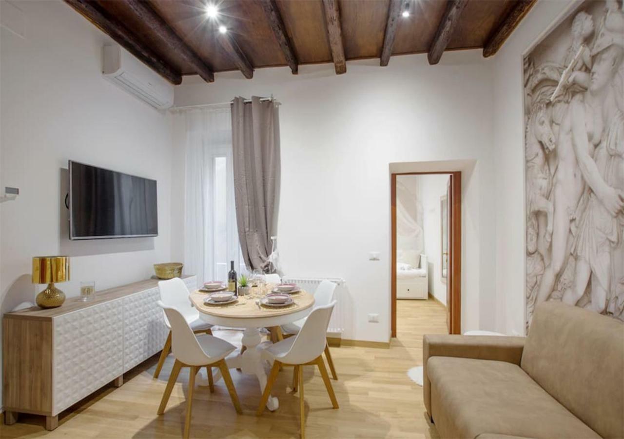 Navona Square Love Apartment Rome