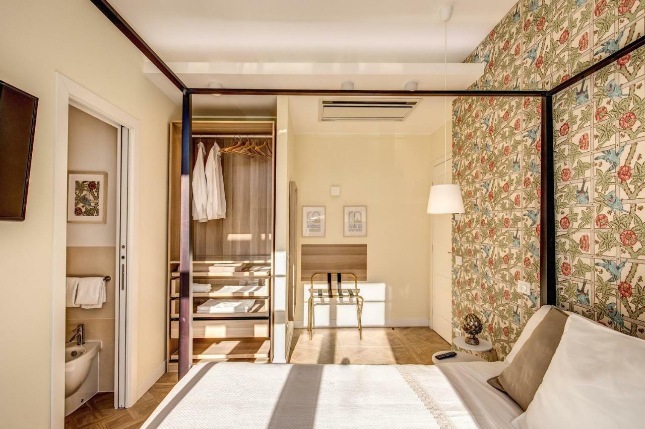 Affittacamere Rn _ Residenza Novecento *