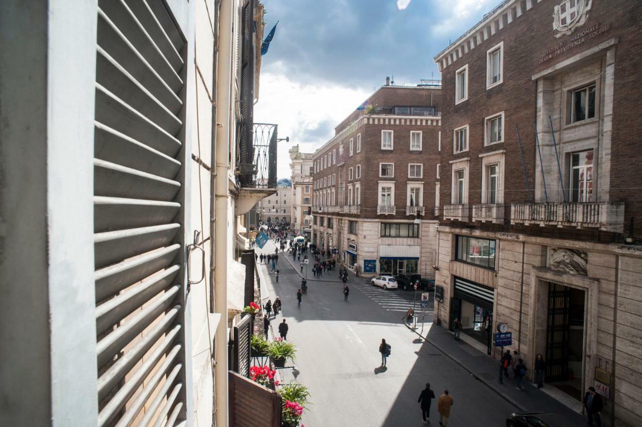 Santa Cecilia In Via Del Corso Leilighet