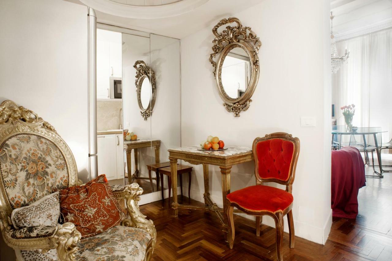 Santa Cecilia In Via Del Corso Leilighet