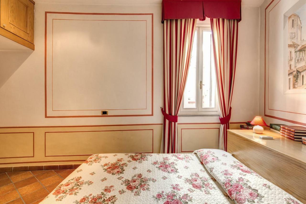 Apartamento Lovely Flat By The Trevi Fountain *