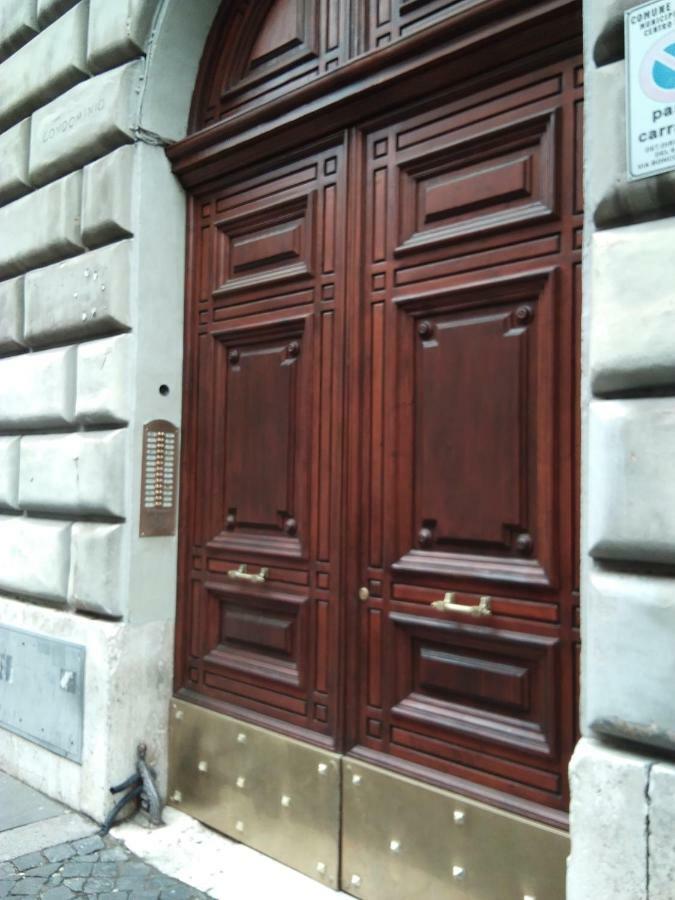 Sixty One Luxury * Roma