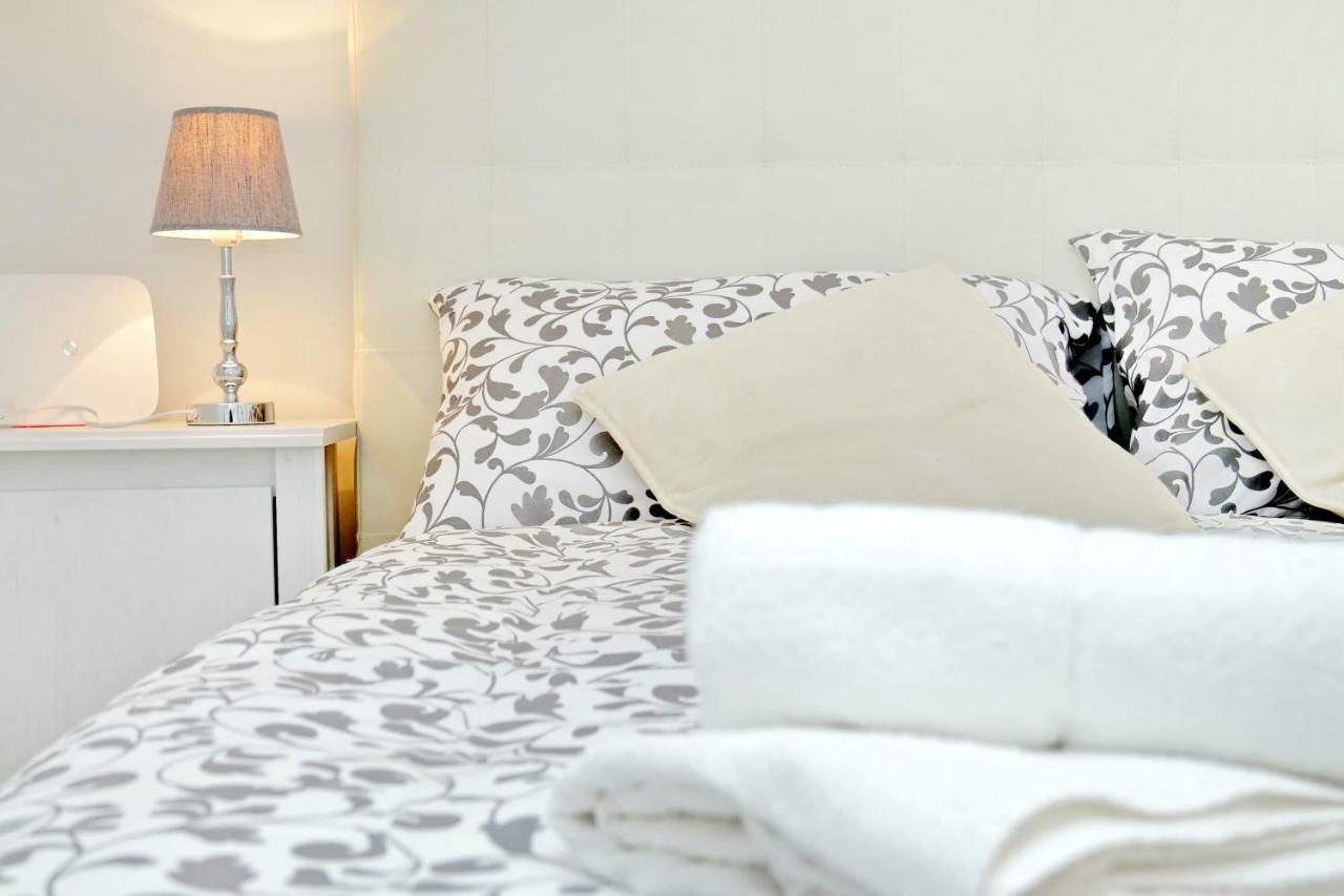 Bbhome Trastevere Station White Chic * Roma