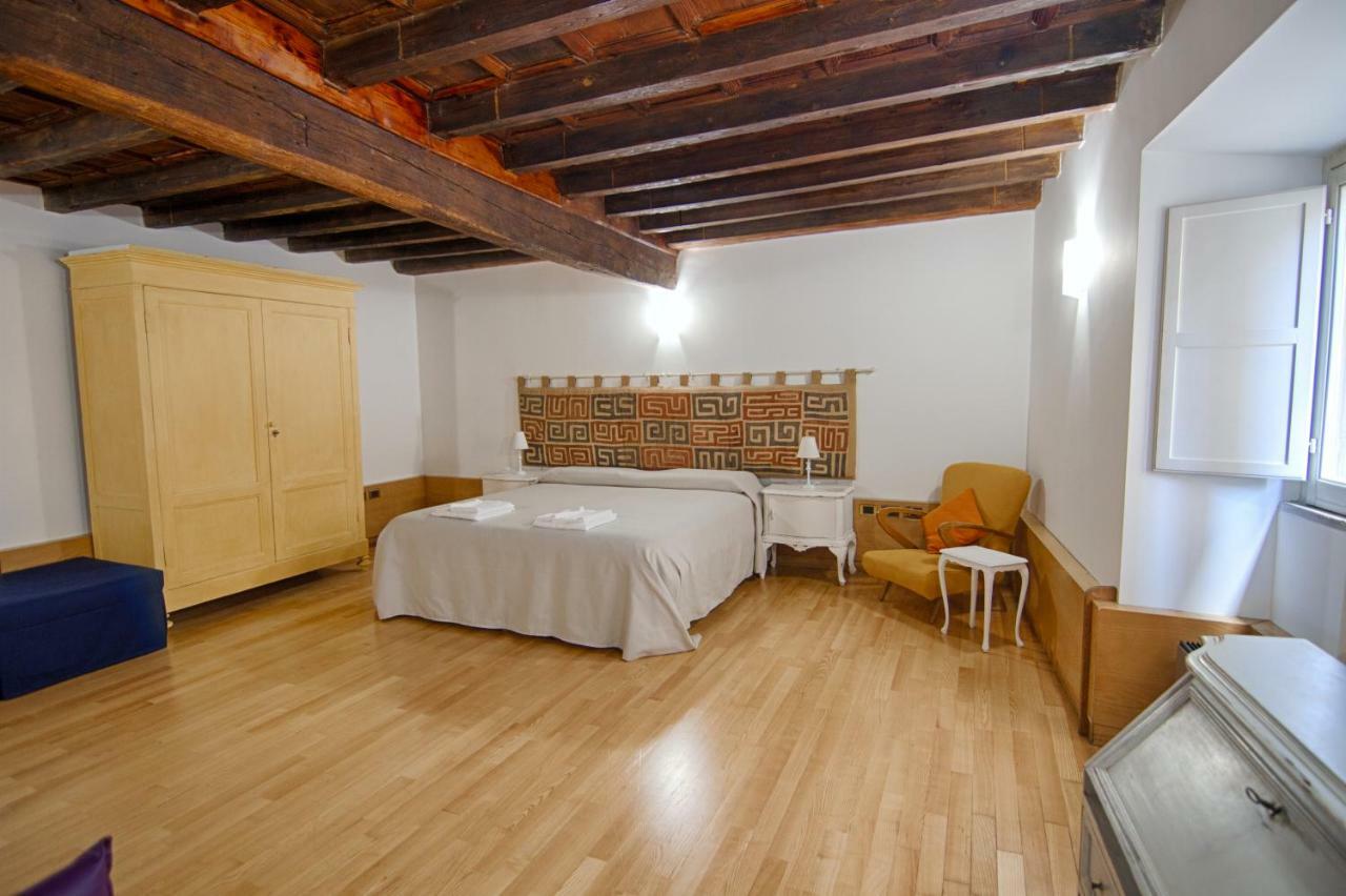 Rinidia - Centro Roma