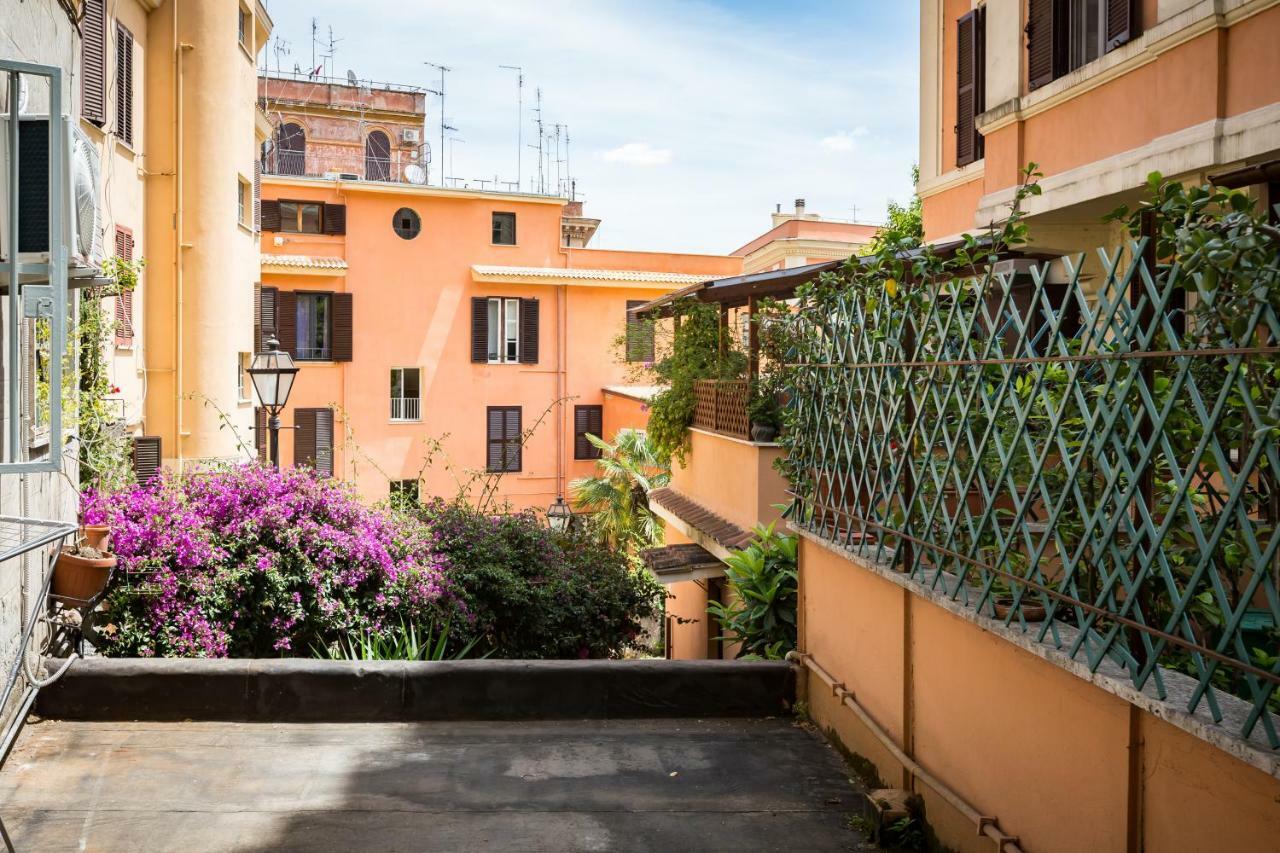 Via Nicola Fabrizi Apartment Rom
