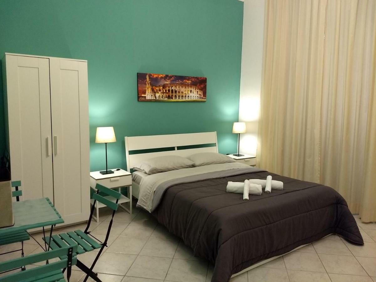 Amoraroma, Economy With Shared Bathrooms Gasthof