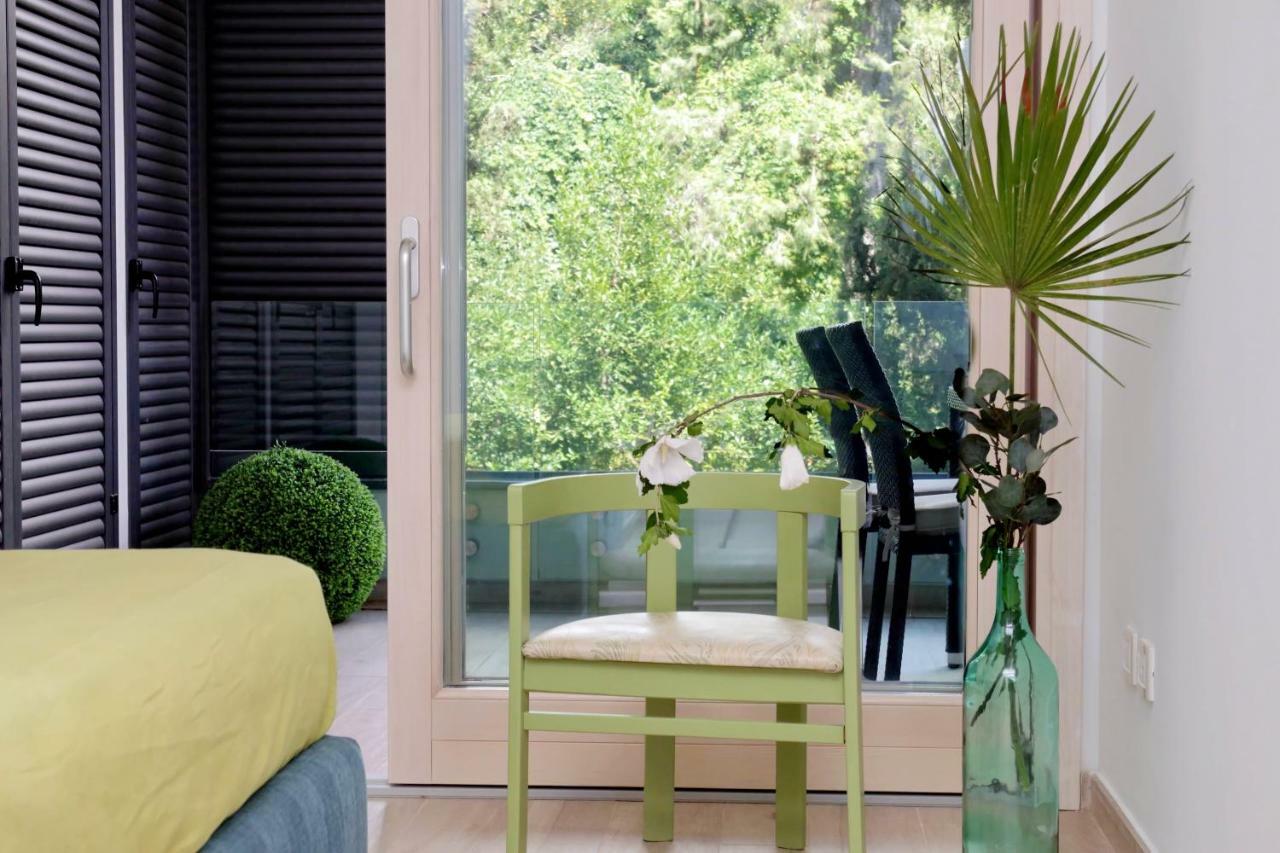 Apartamento Green Terraced Apartment. 3 Stops From Colosseum *