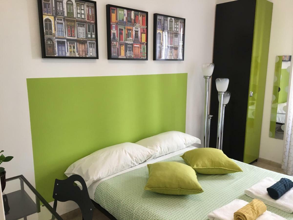 Apartamento Tito Al Colosseo Roma