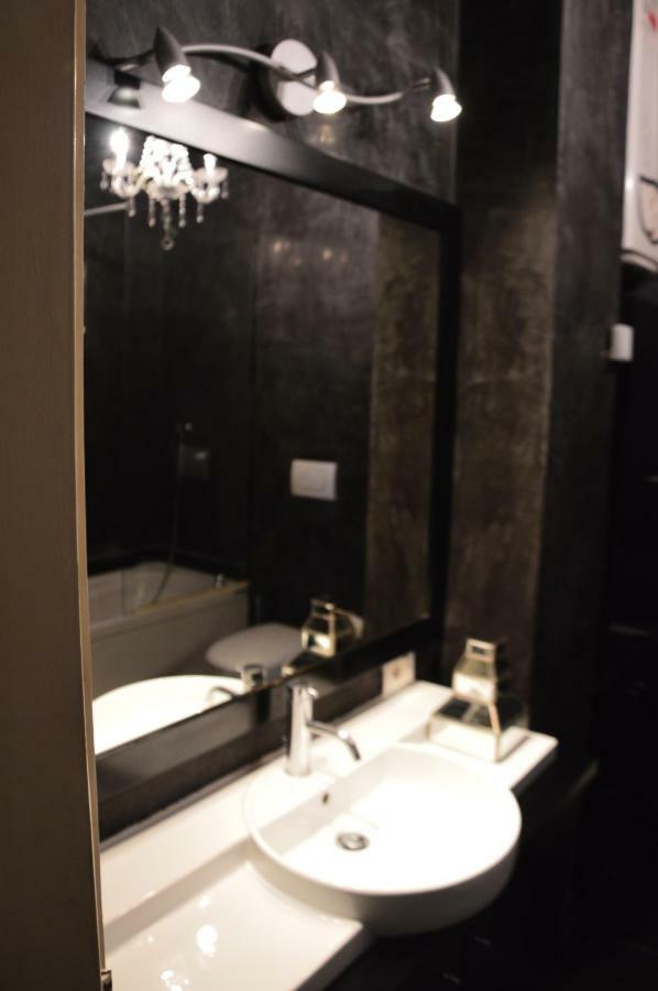 Finestra Su Castel Sant'angelo Apartment *