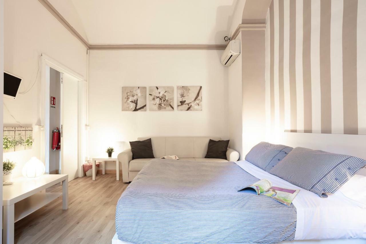 Liberty House Apartment Rom