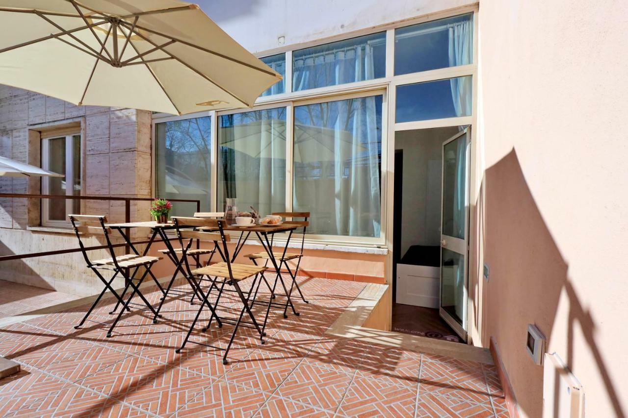 Domus Ponte Milvio Gjestgiverier 2*