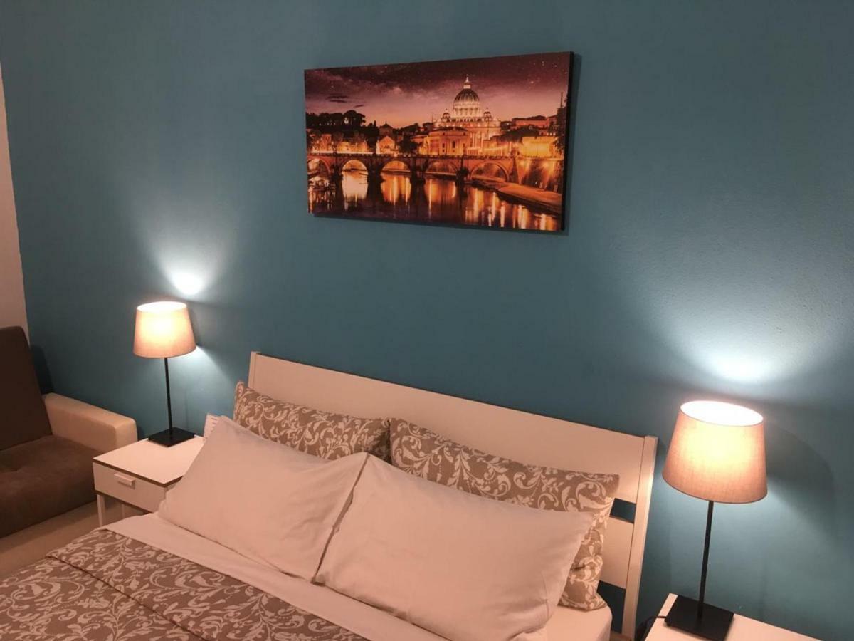 Amoraroma, Economy With Shared Bathrooms Gasthof 3*