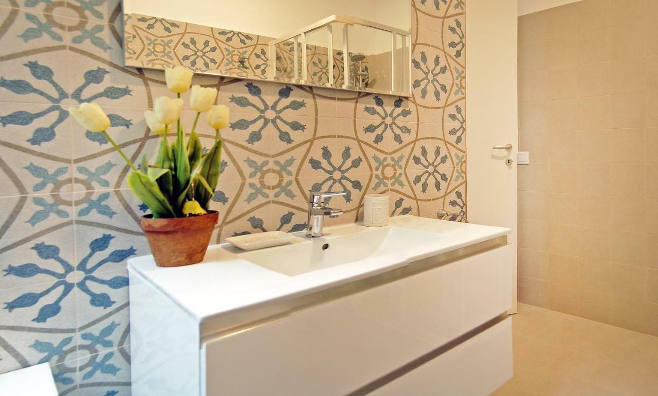 Pompeo Magno White Luxury Apartment Rom