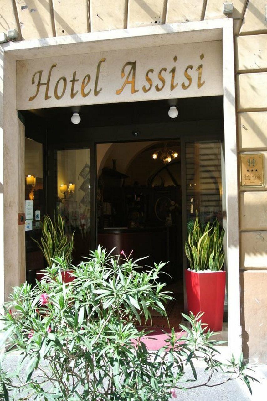 Assisi Hotell 3*