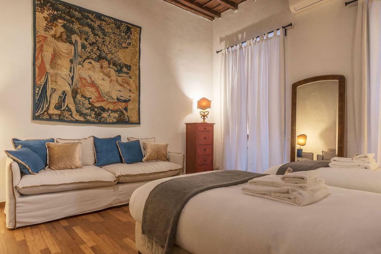 Unique Opportunity To Live In A Renaissance Palace - Ac/wi-fi Apartamento