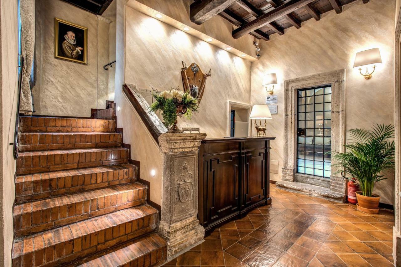 Boutique Relais Barozzi & Guest house Rome