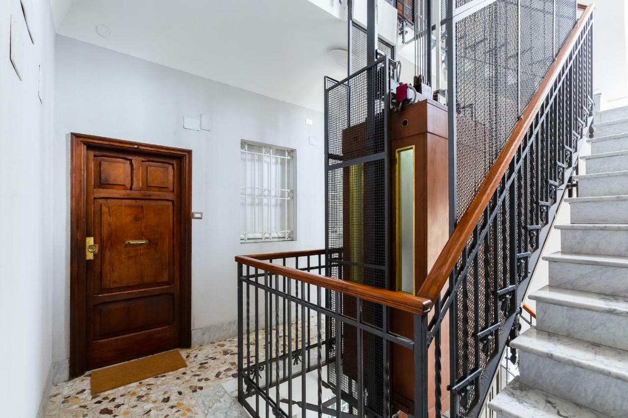 Riccio Appartamento Roma