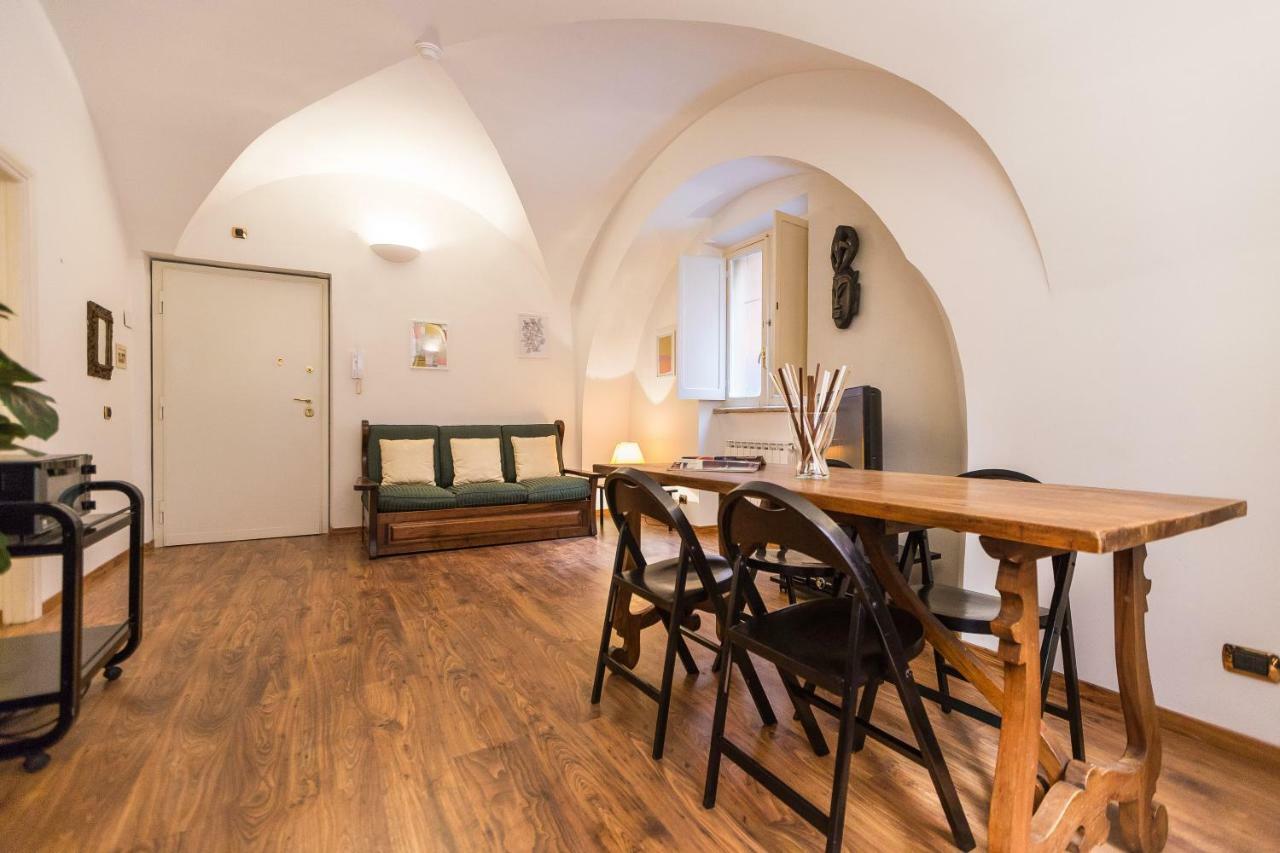 Lovely New Home, Via Nazionale