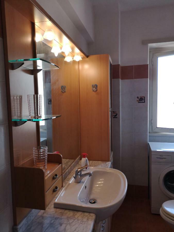 Checchi House Appartamento *