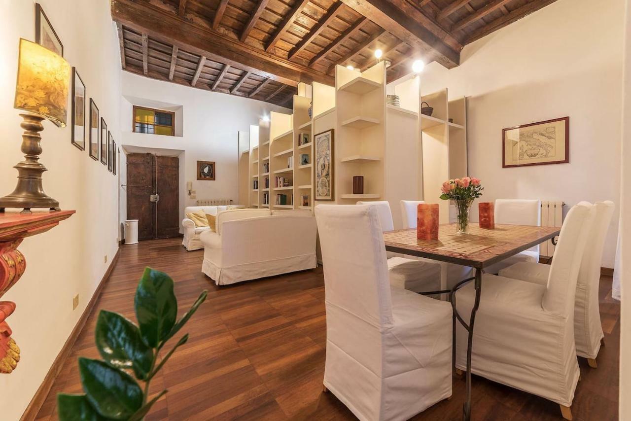 Unique Opportunity To Live In A Renaissance Palace - Ac/wi-fi Apartamento