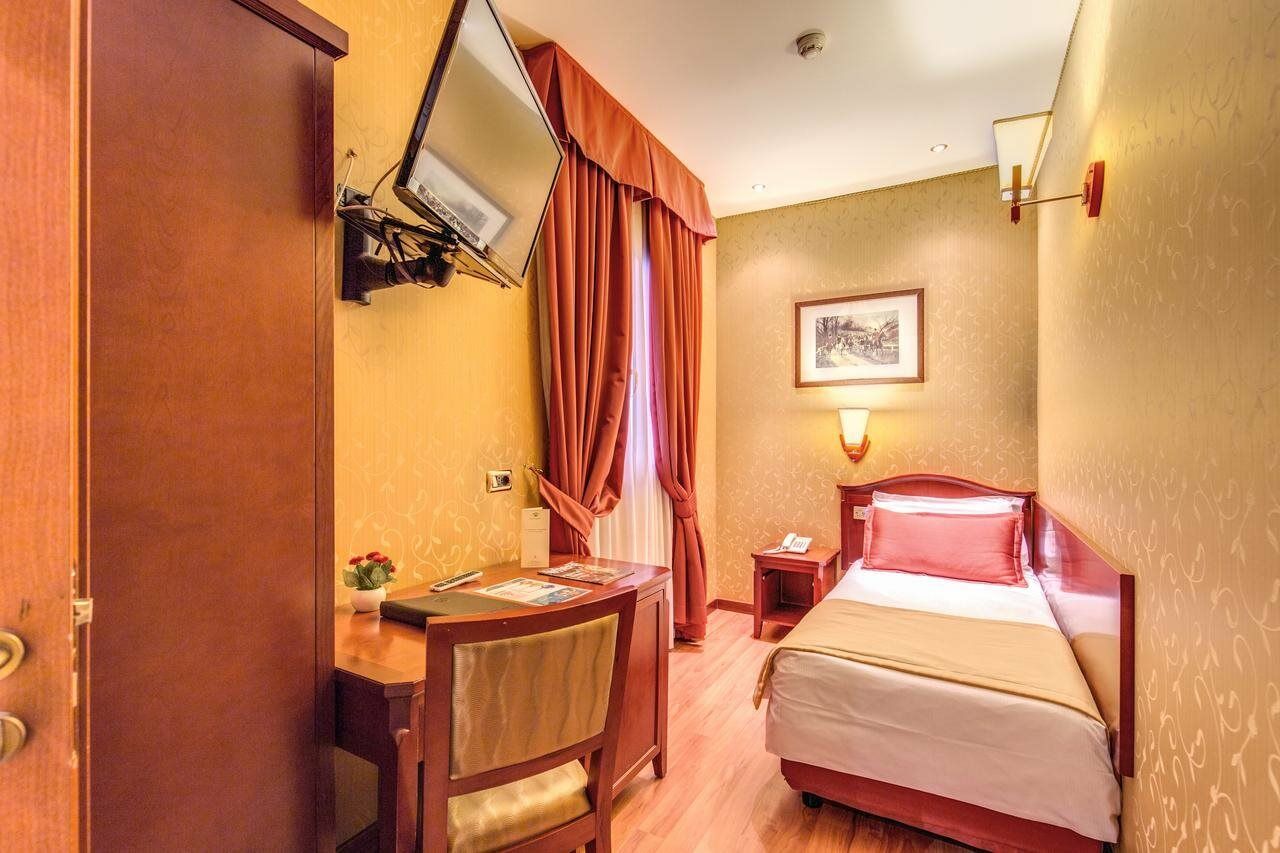 Hotell Impero 3*