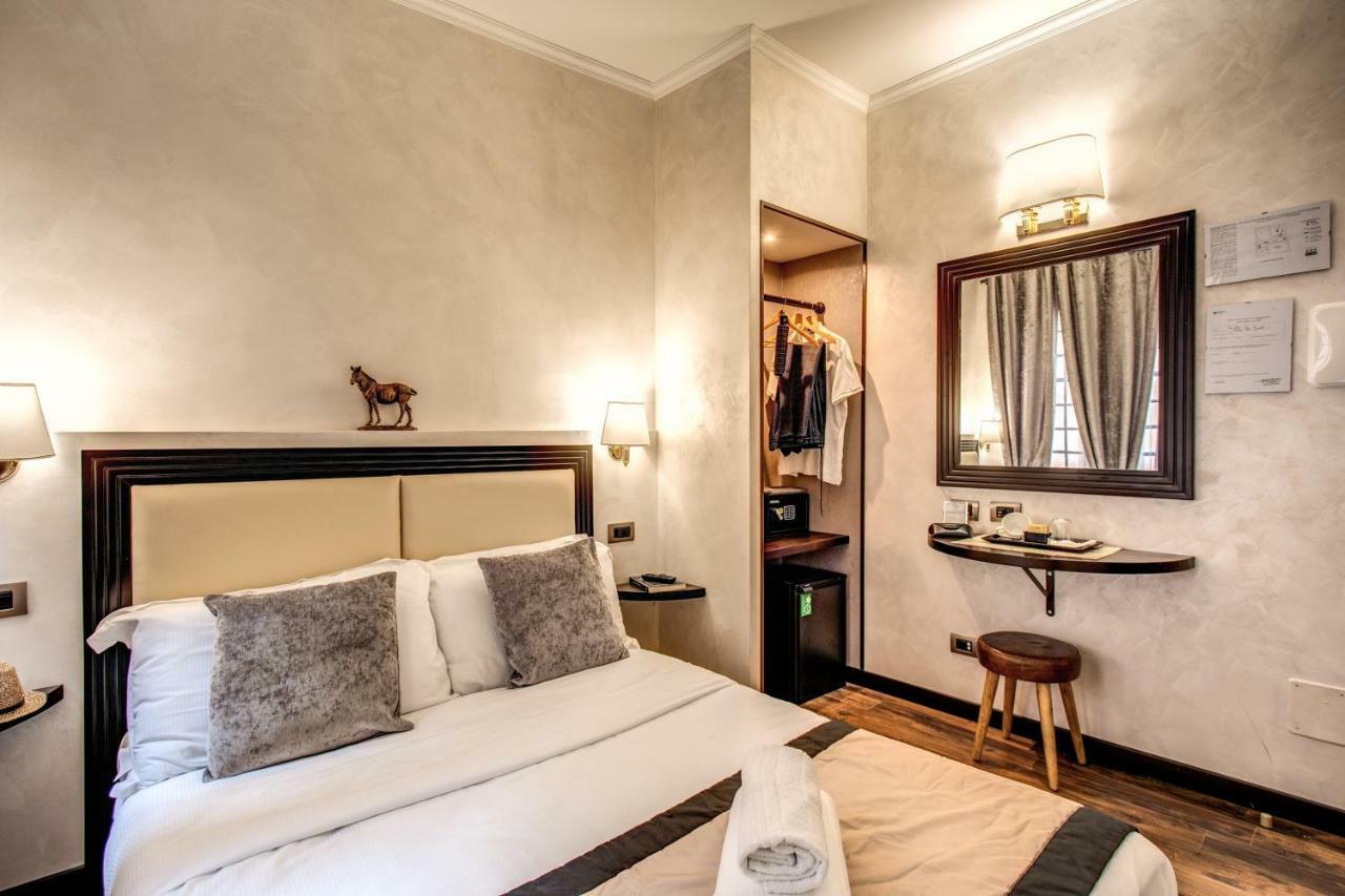 Boutique Relais Barozzi & Guest house Rome